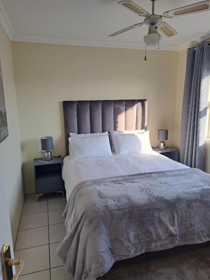 Apartment 5 Kronen Close Cape Town